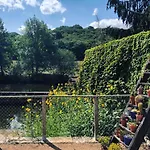 Moulin Pont Vieux D'hotes Bed and breakfast 4*