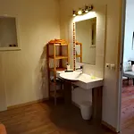 Moulin Pont Vieux D'hotes Bed and breakfast 4*