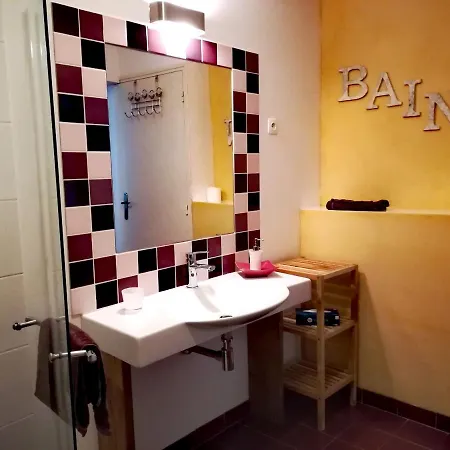 Moulin Pont Vieux D'hotes Bed & Breakfast