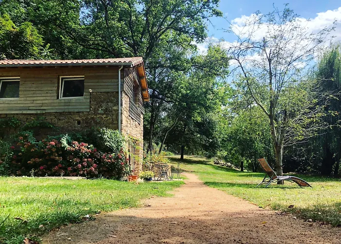Moulin Pont Vieux D'hotes Bed and breakfast Mortagne-sur-Sevre